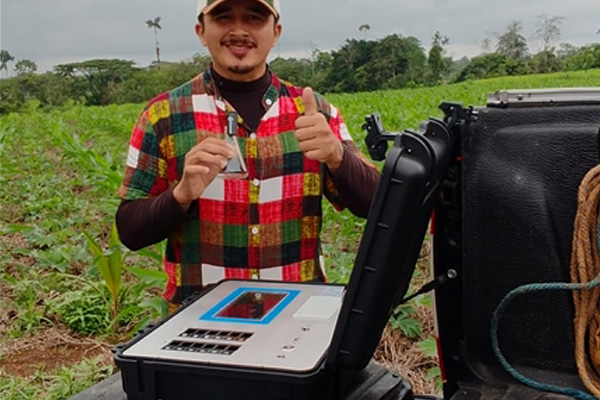 西班牙穆?tīng)栁鱽?jpg