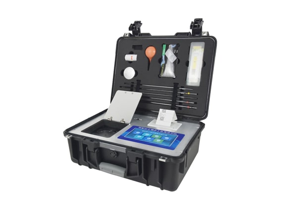 測(cè)土儀器科學(xué)指導(dǎo)農(nóng)民實(shí)施施肥活動(dòng)